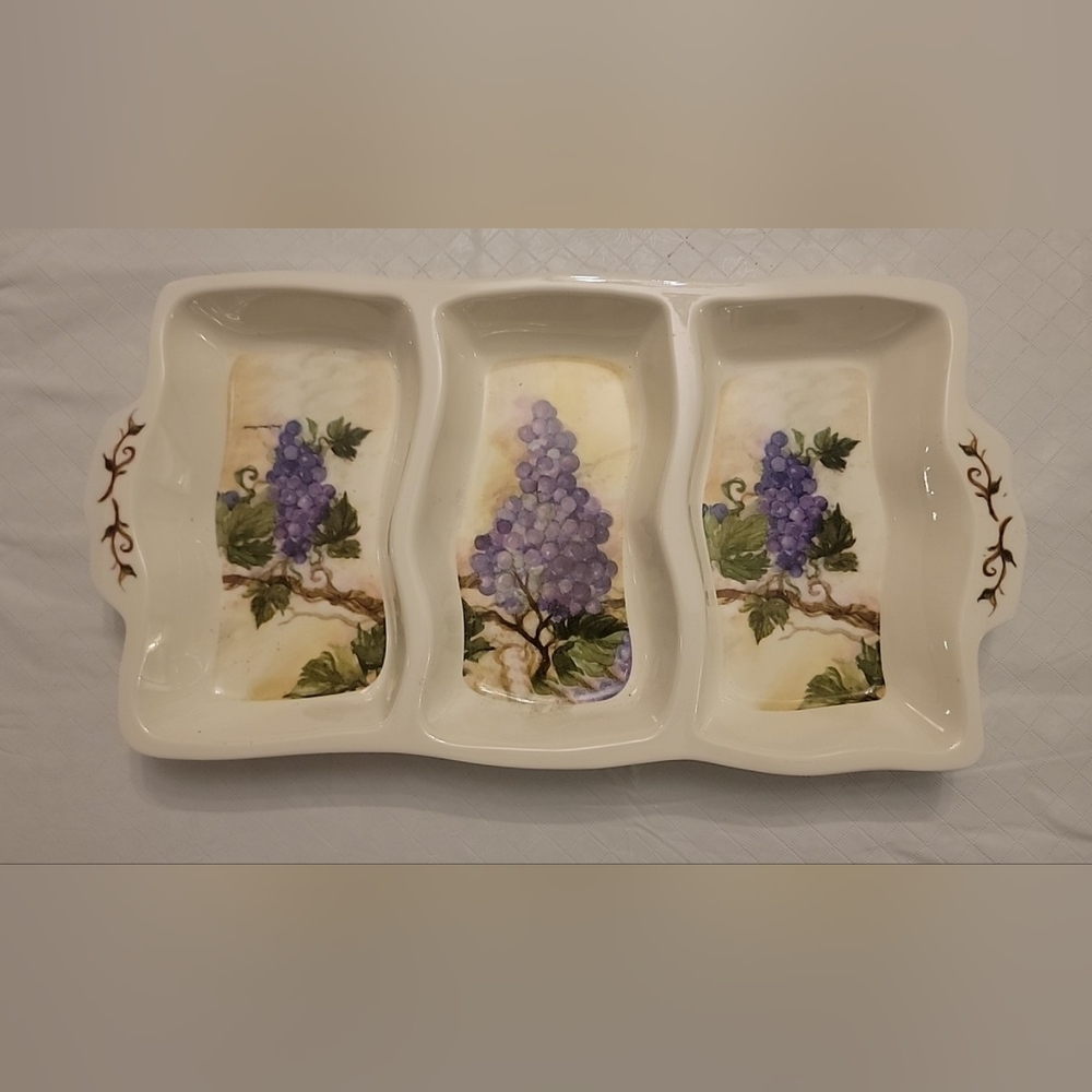 Elegant Grape Design Ceramic Serving Tray
